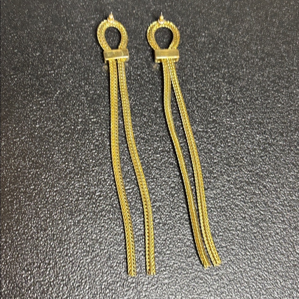 Vintage Elegant Gold Tassel Earrings - Picture 4 of 6